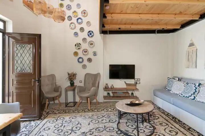 Kyrangelo Traditional House With Outdoor Jacuzzi Koskinou  Esterno foto