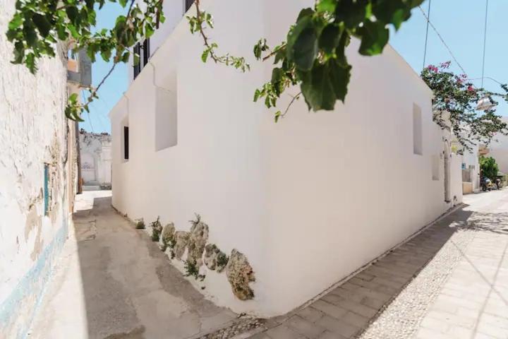 Kyrangelo Traditional House With Outdoor Jacuzzi Koskinou  Esterno foto